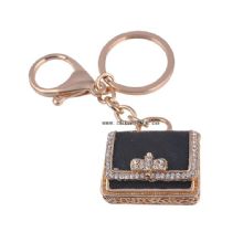 New gifts custom key holder bag metal keychain for hangbag car keychain images