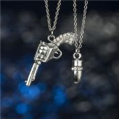 Gun pendant necklace,Gun charm necklace,Gun Shaped Pendant images