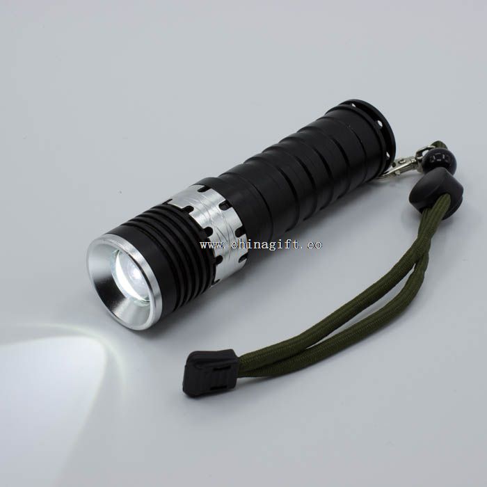 250 lumen rotate zoom us army torch light