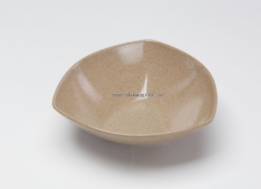 different size triangular bowl