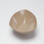 different size triangular bowl images
