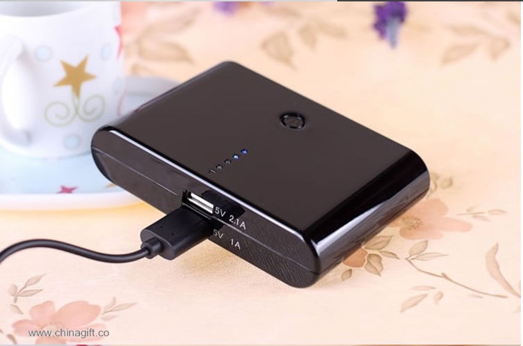 4000mah قدرت بانک