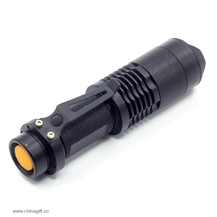 blacklight flashlight