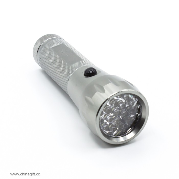 torcia 19 LED uv