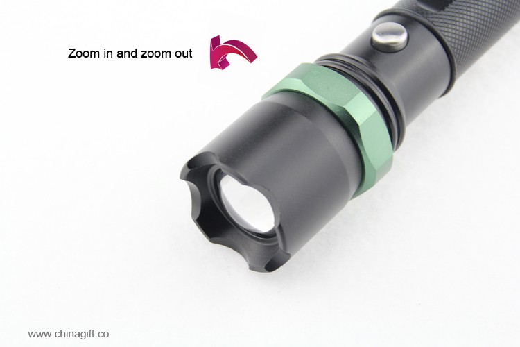  Zoomable Lommelygte Med Emergency Hammer