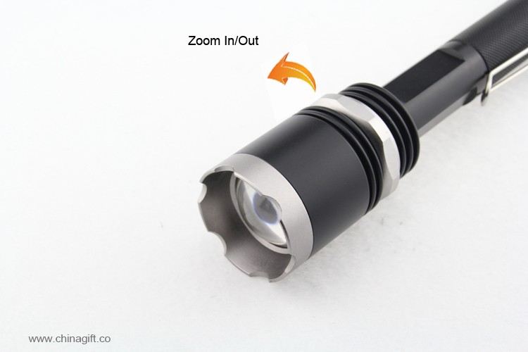 Zoomable Focus Led Flashlight